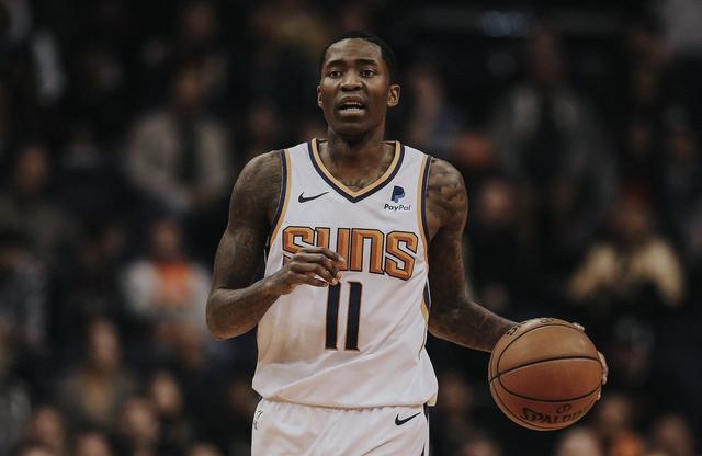 在防守者紧 在防守者紧