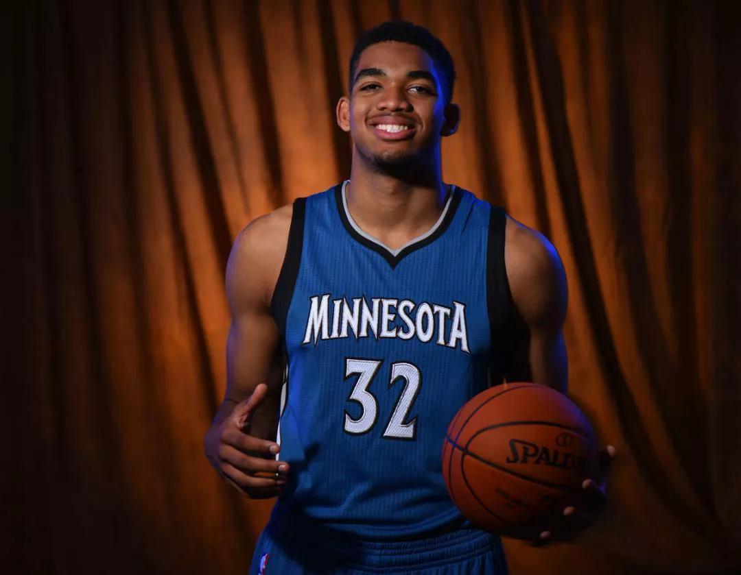 却以令人惊 却以令人惊