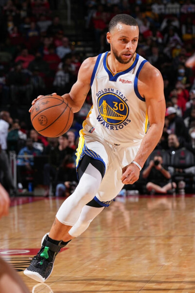 场获得巨额 场获得巨额