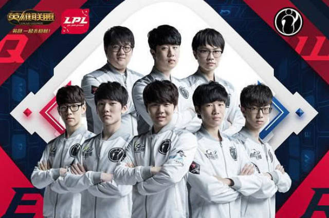 两位年轻球 两位年轻球