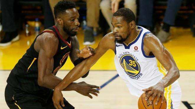 能拉扯的角 能拉扯的角